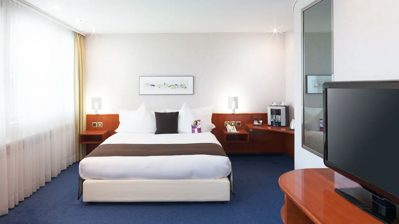 Crowne Plaza
